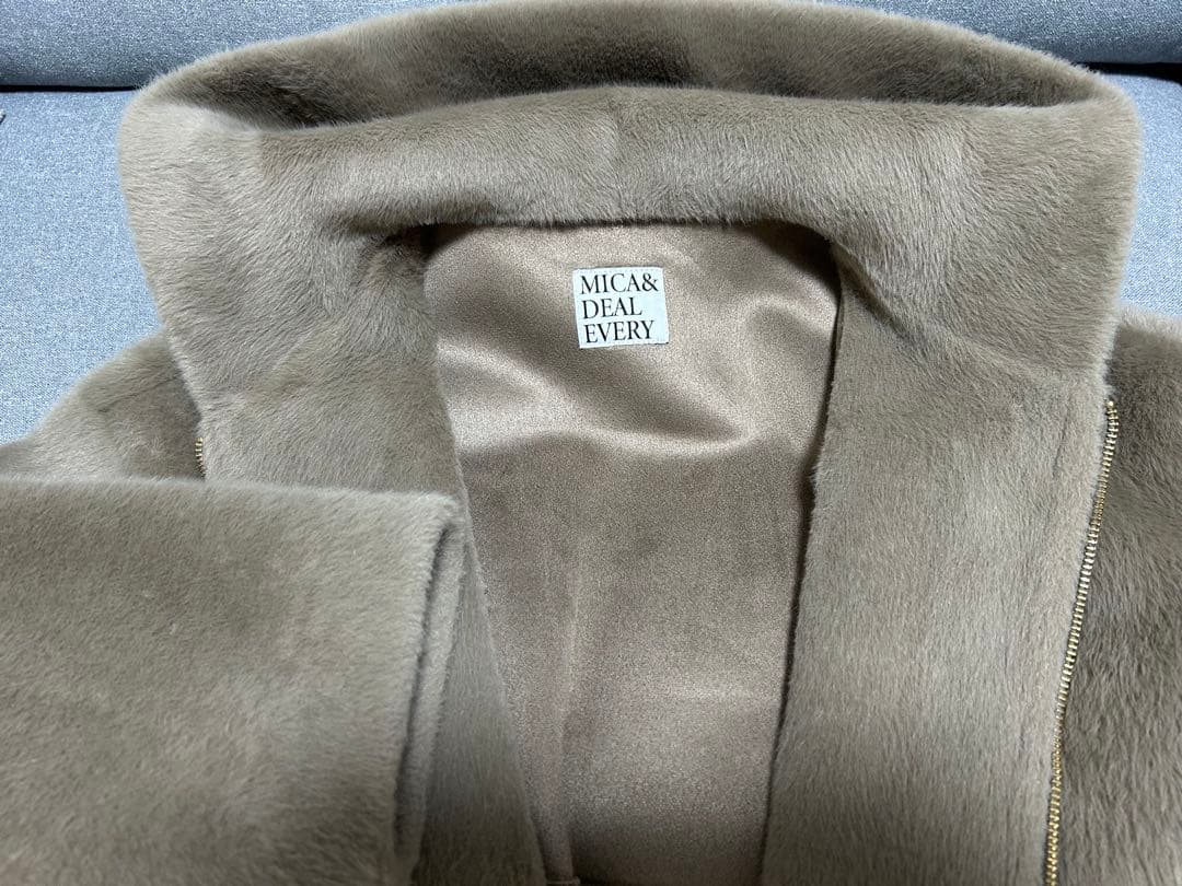マイカアンドディール フーデッドファーコート ロングコート24AW