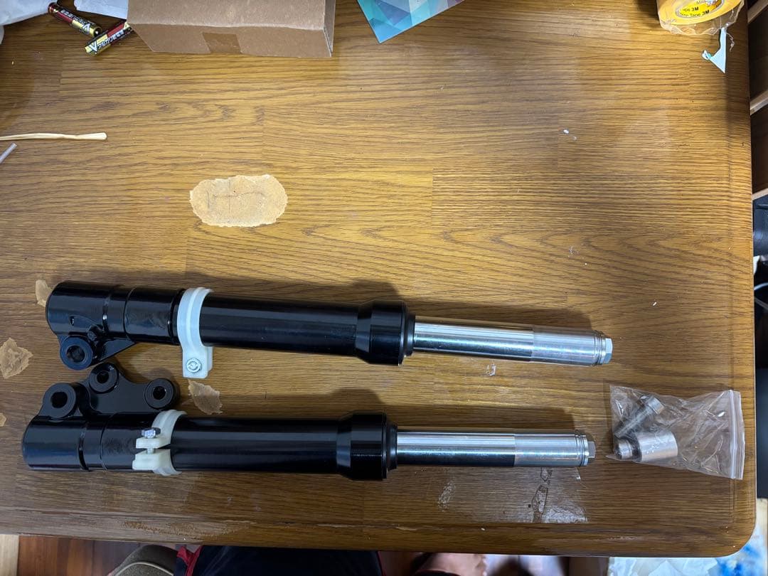 ジョグ系スポーツタイプフロントフォーク黒 カラー付