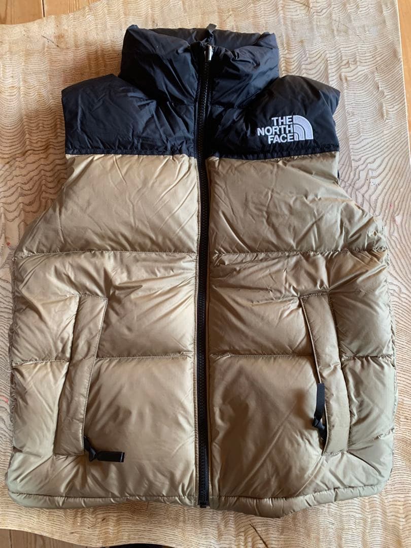 ノースフェイスヌプシベスト　レディースM