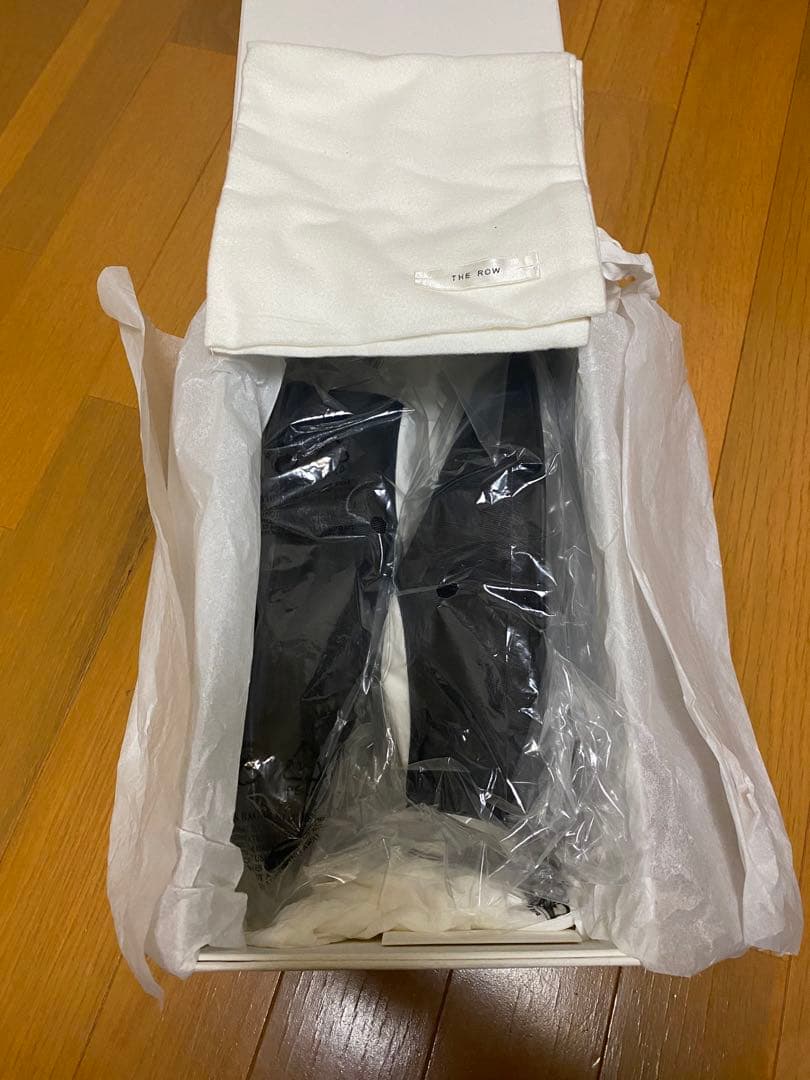 新品 未使用 THE ROW SOCK シューズ 37 黒