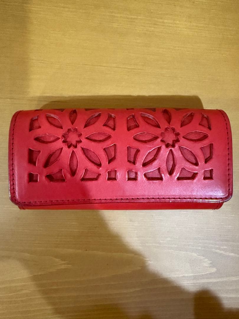 genten レザー カットワーク キーケース レッド 牛革