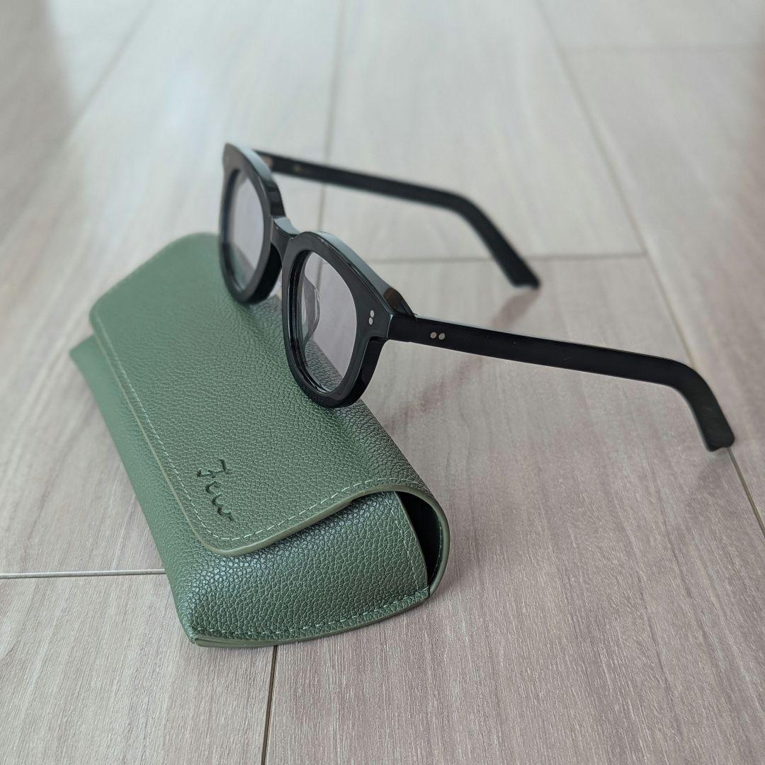 極美品【大人気】FEW サングラス（レンズ色：ライトグレー）