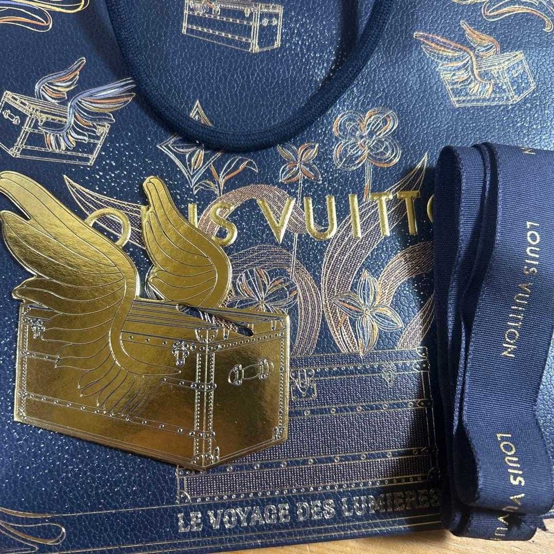 LOUIS VUITTON ロゴネックレス ゴールド LVアイコニック