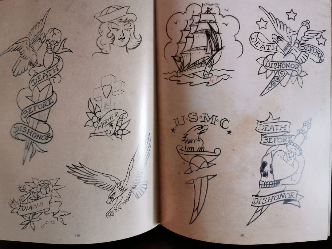 アート・デザイン・音楽 LEGENDS TATTOO FLASH BOOK