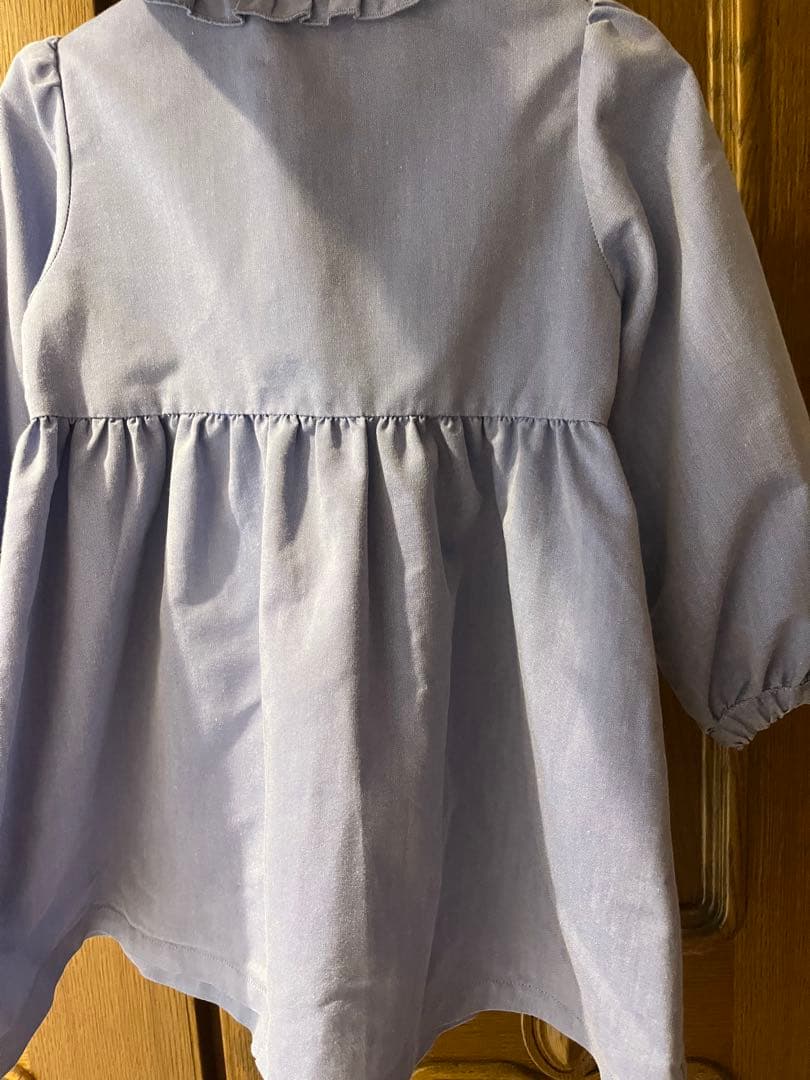 familiar 刺繍フリル襟 ワンピース 100