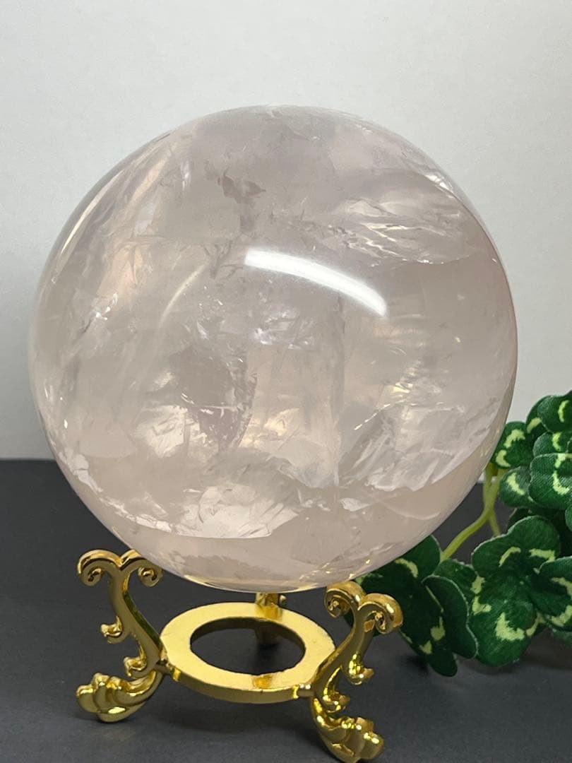 天然石　スターローズクォーツスフィア　大玉約7.7センチ　台座付き⭐️1915