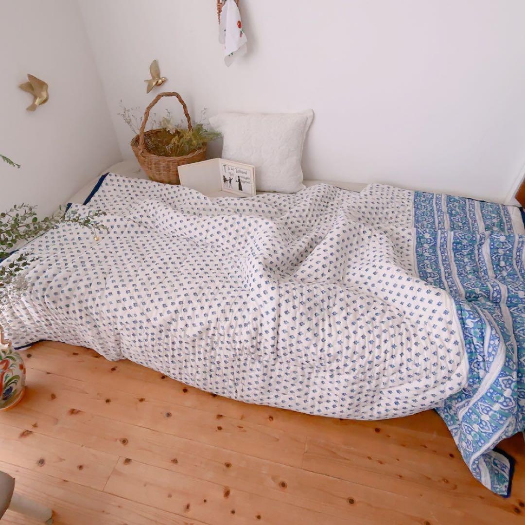 キルト　ブロックプリントキルト　インドの布団　ソファーカバー　ベッドカバー