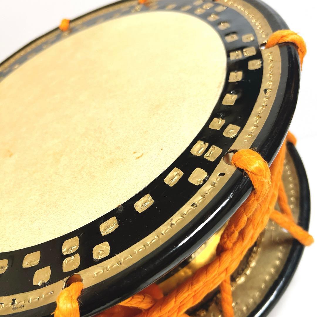 【良品】締め太鼓　和太鼓 35.5cm x 16cm 木製スタンド　金彩　蒔絵