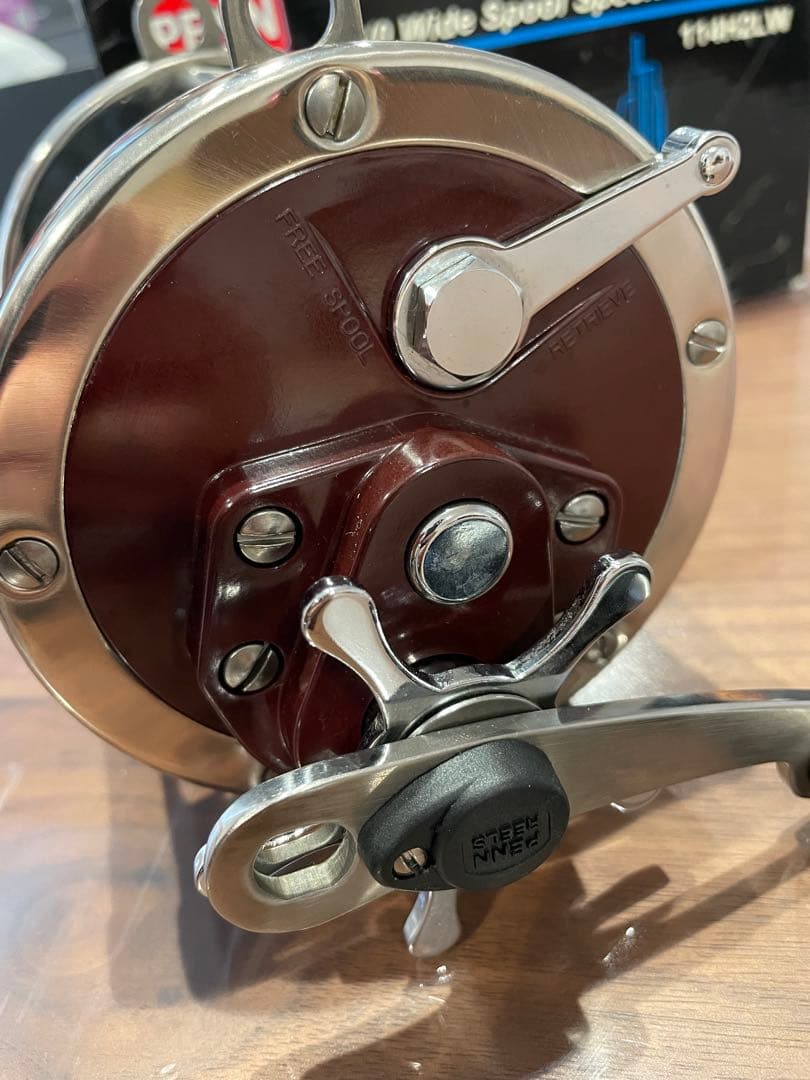 Penn ペン セネター　114H2LW 6/0ワイド　石鯛　クエ