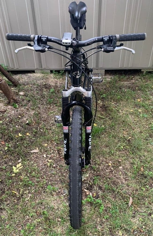 トレック　マウンテン　4300アルミ　ブラックマットカラー