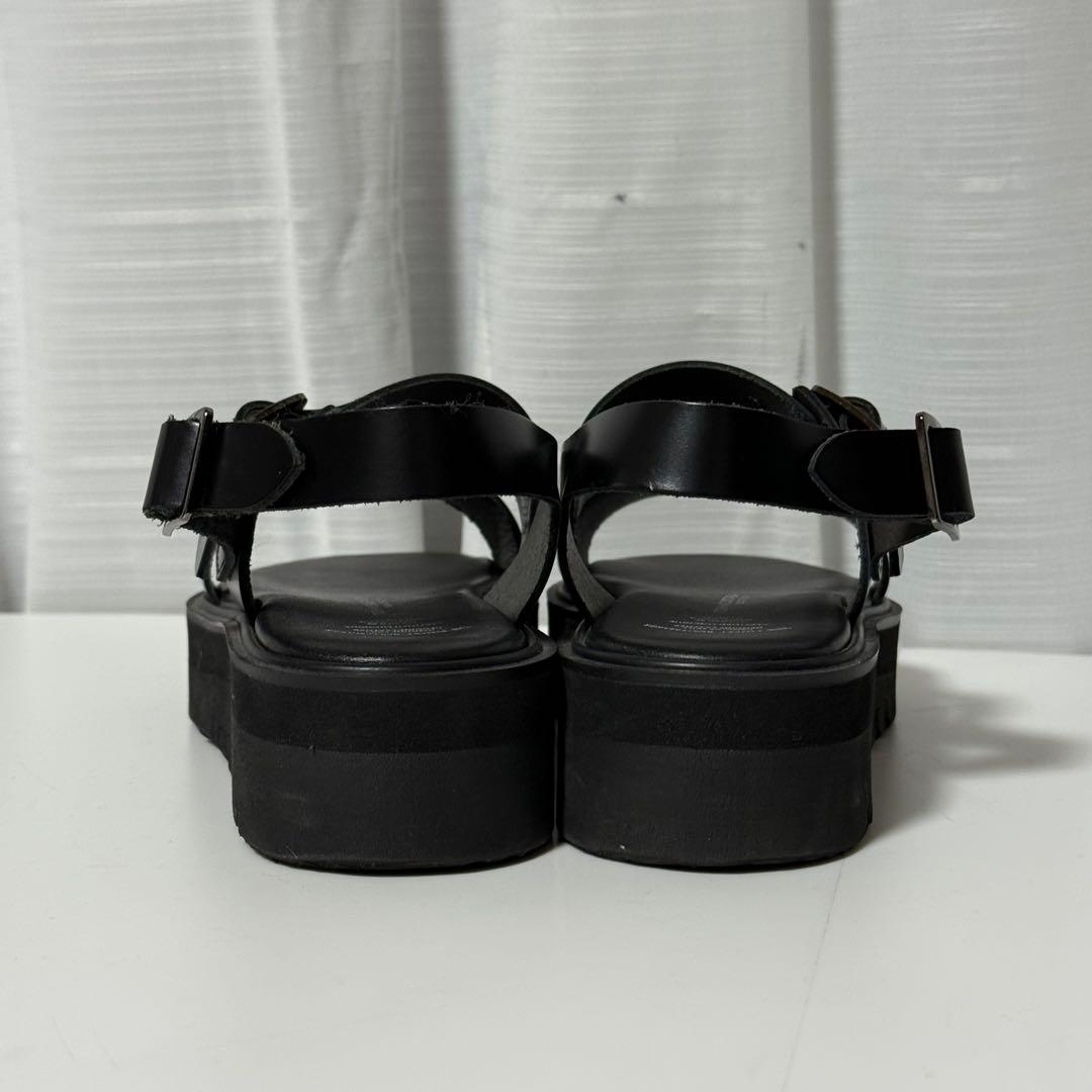 ⭐️新品未使用⭐️　ビューティフルシューズ　SSベルトサンダル　Vibram　黒