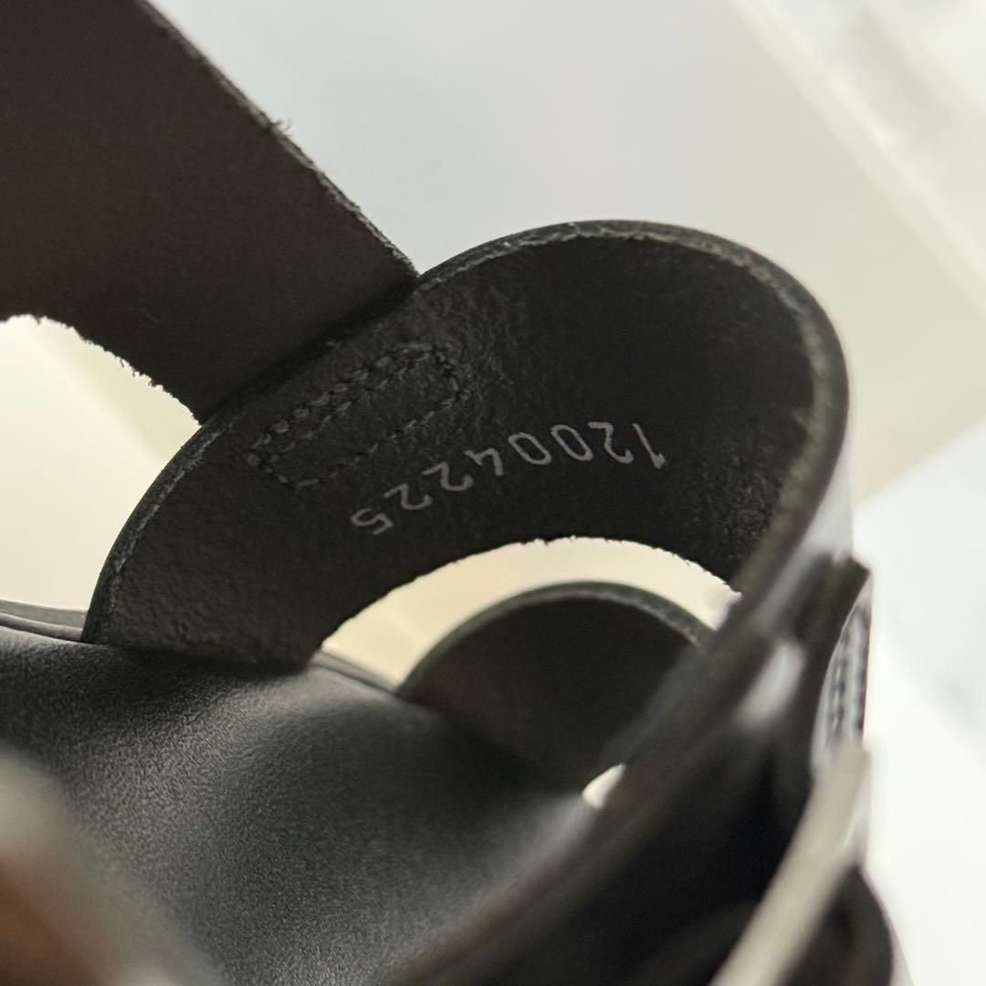 ⭐️新品未使用⭐️　ビューティフルシューズ　SSベルトサンダル　Vibram　黒