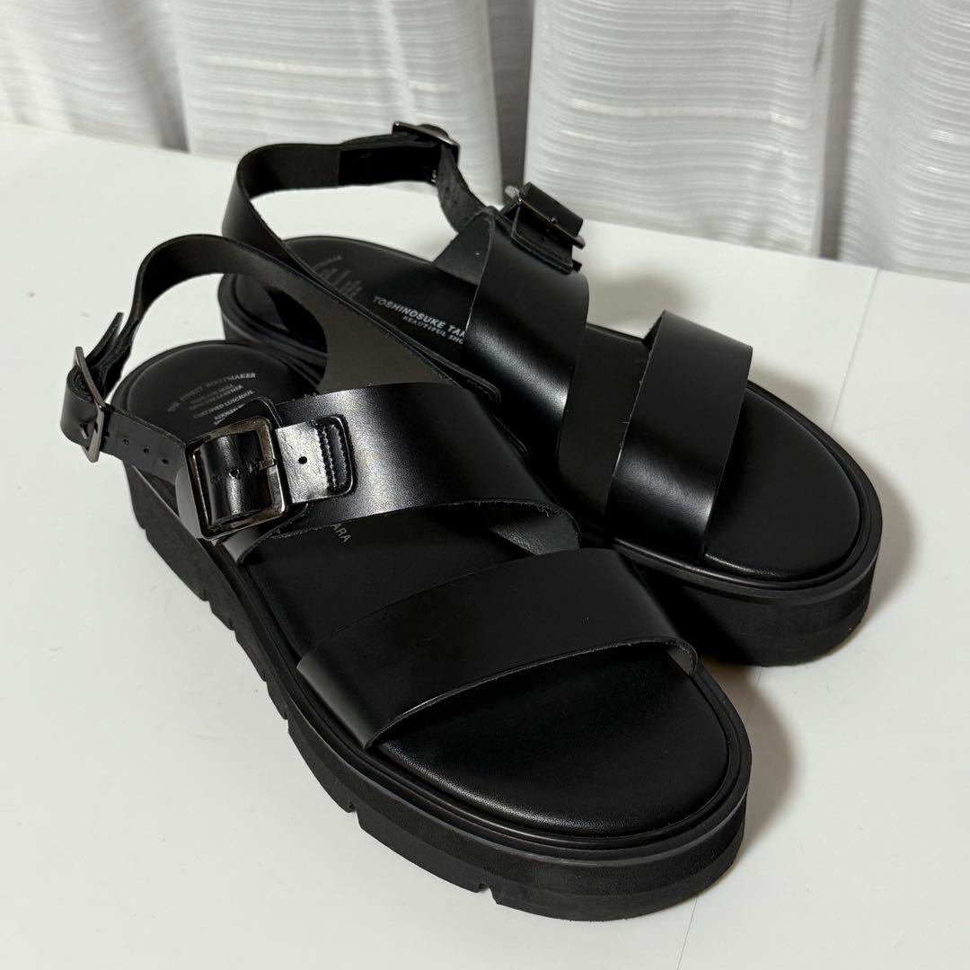 ⭐️新品未使用⭐️　ビューティフルシューズ　SSベルトサンダル　Vibram　黒