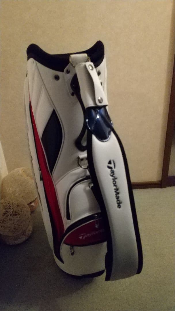 本日最安値 TaylorMadキャディバッグ1月8日正午に32500円に戻します