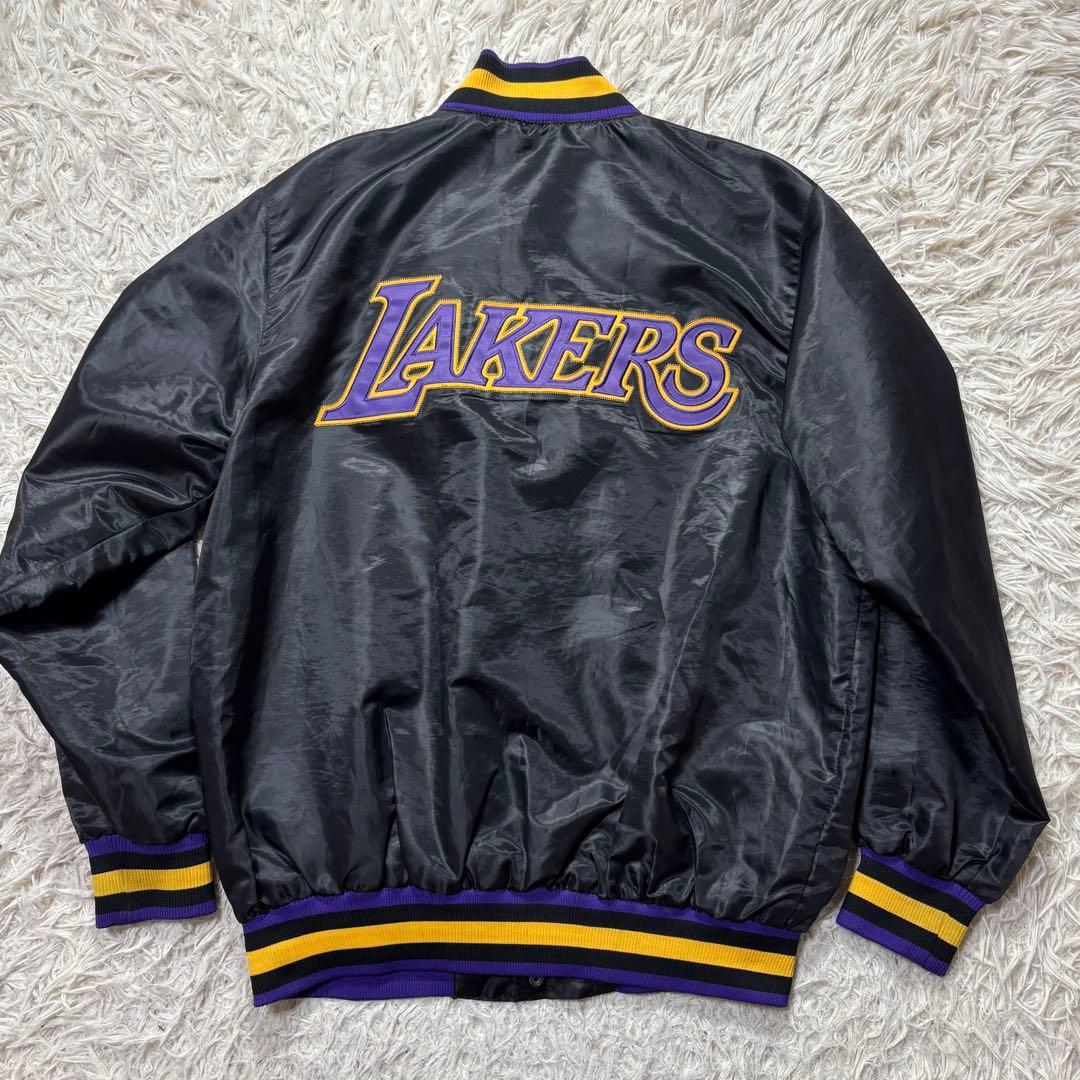 み様　NBA G-III LAKERS レイカーズ　スタジャン　デカロゴ　黒　L