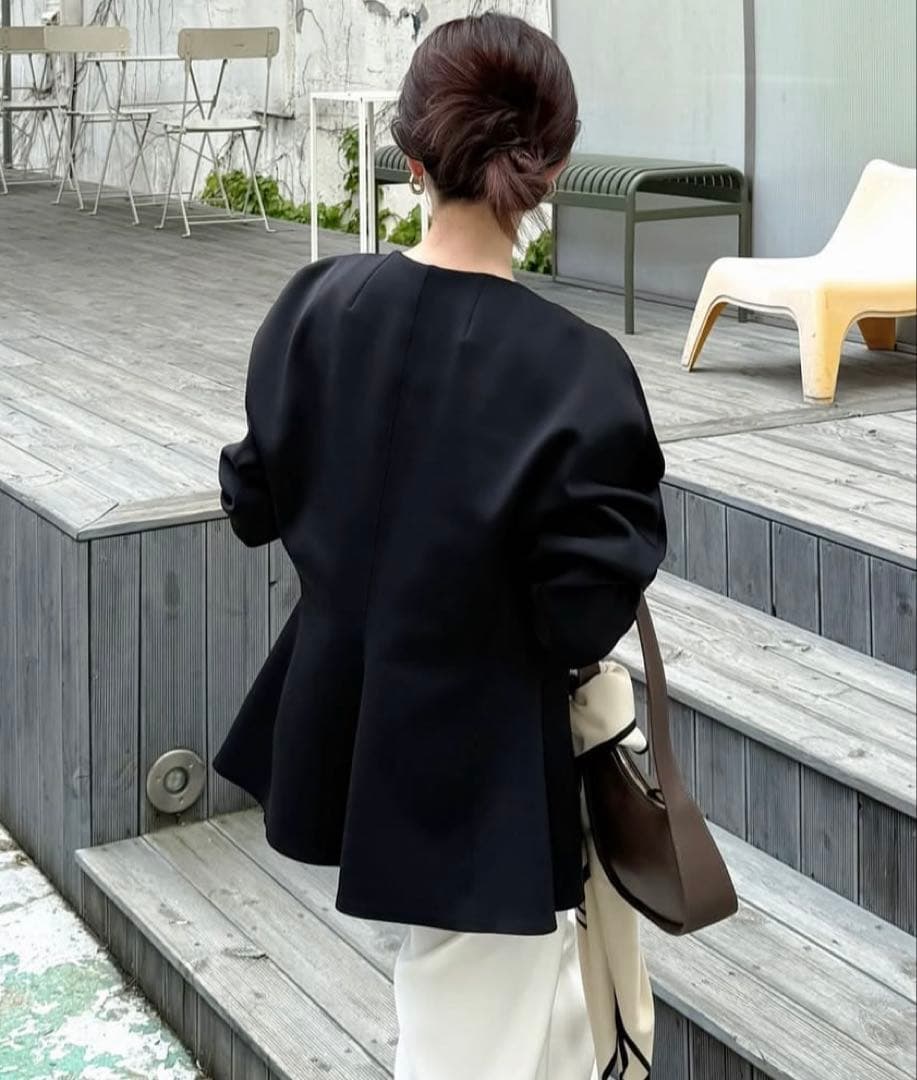 YONFAヨンファ　ドルフィンジャケットSサイズ