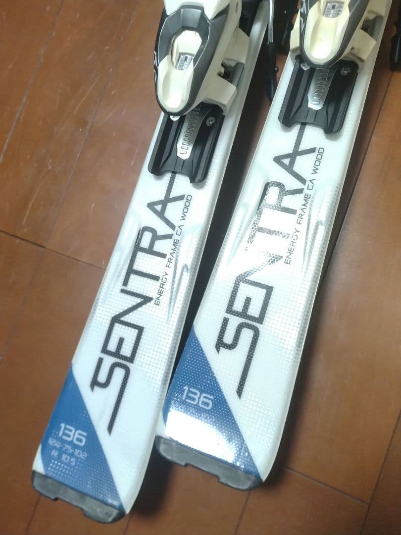 【ミッドスキー☆】135cm　NORDICAスキー板　送料無料！