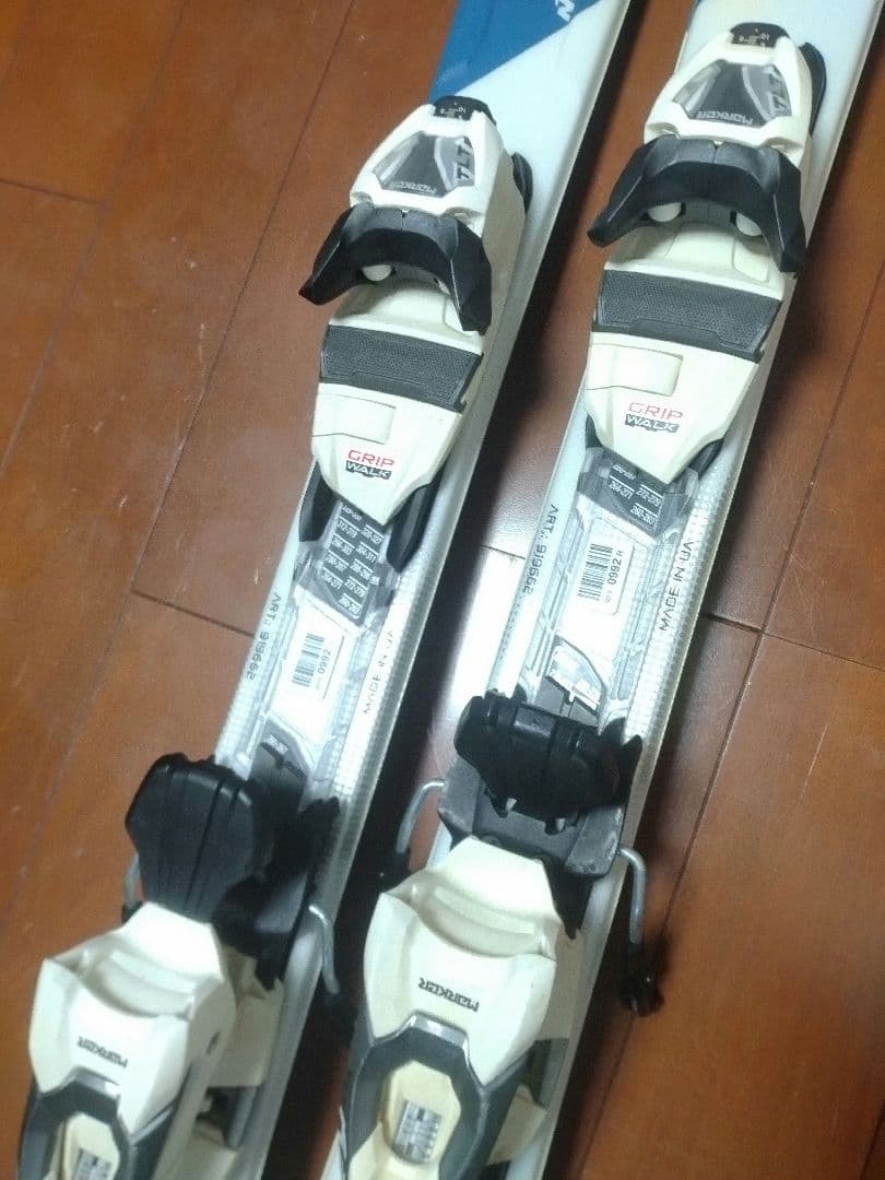 【ミッドスキー☆】135cm　NORDICAスキー板　送料無料！