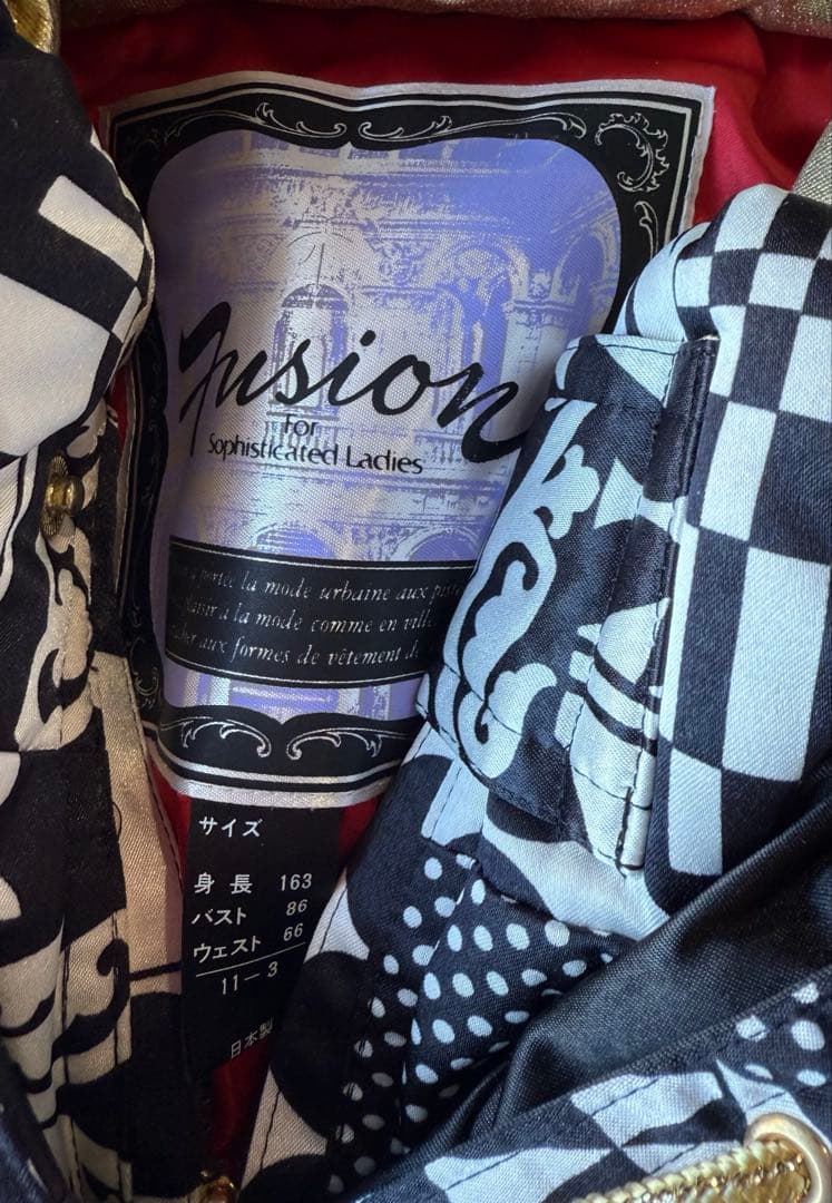 セミロングジャケット