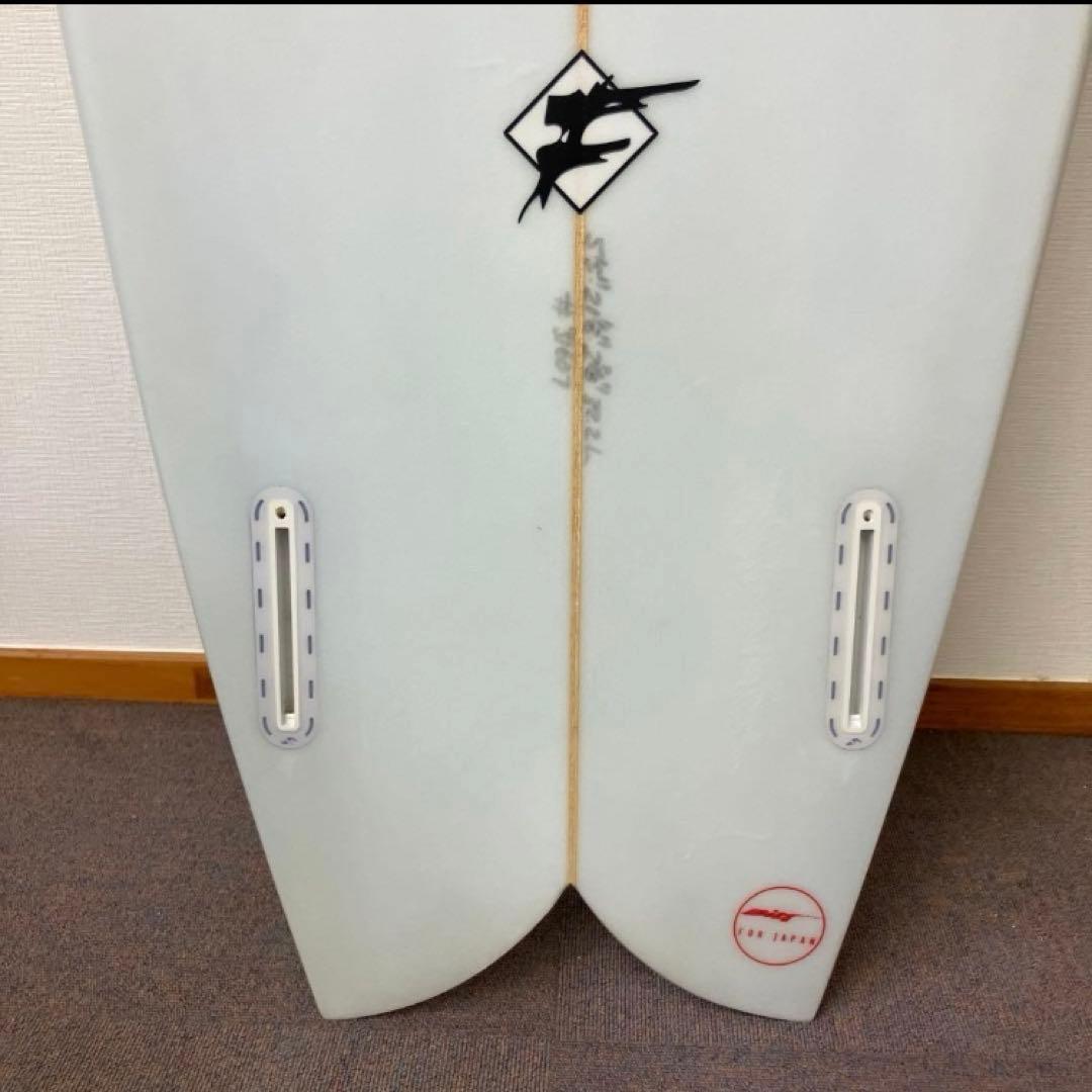 ビルト ブロウフィッシュ