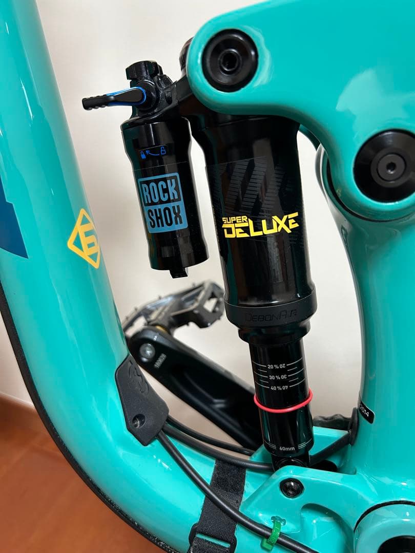 極上美品　カーボン　kona ダウンヒル　PROCESS 153 CR 29