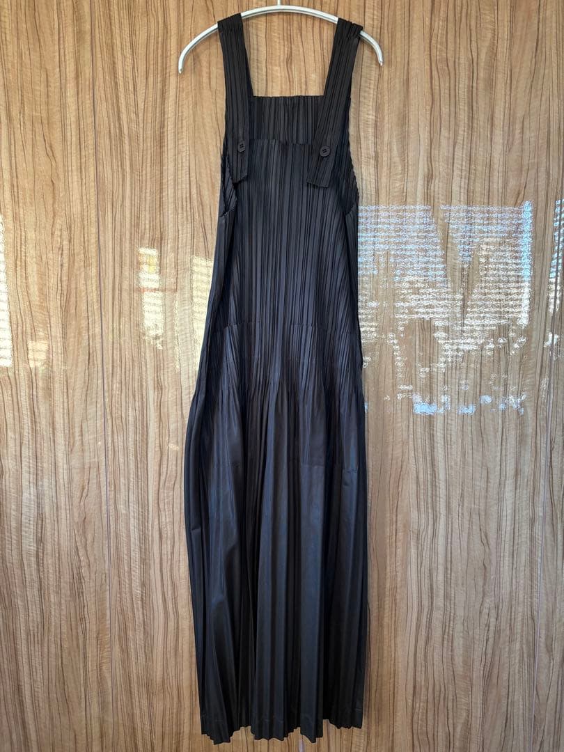 プリーツプリーズ　ロングサロペット