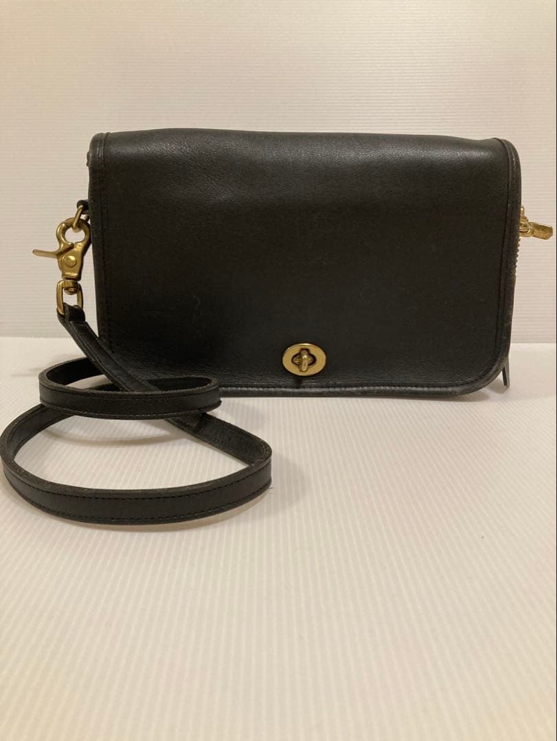 COACH オールドコーチ ショルダーバッグ　レザー　黒　ターンロック USA