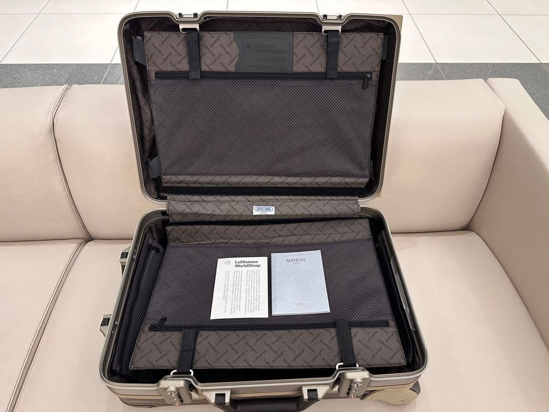 RIMOWA 【Lufthansa限定モデル】