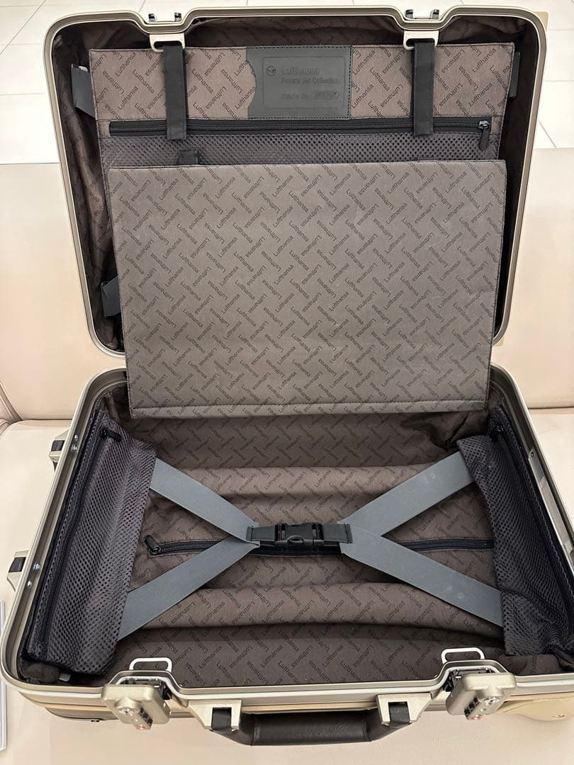 RIMOWA 【Lufthansa限定モデル】