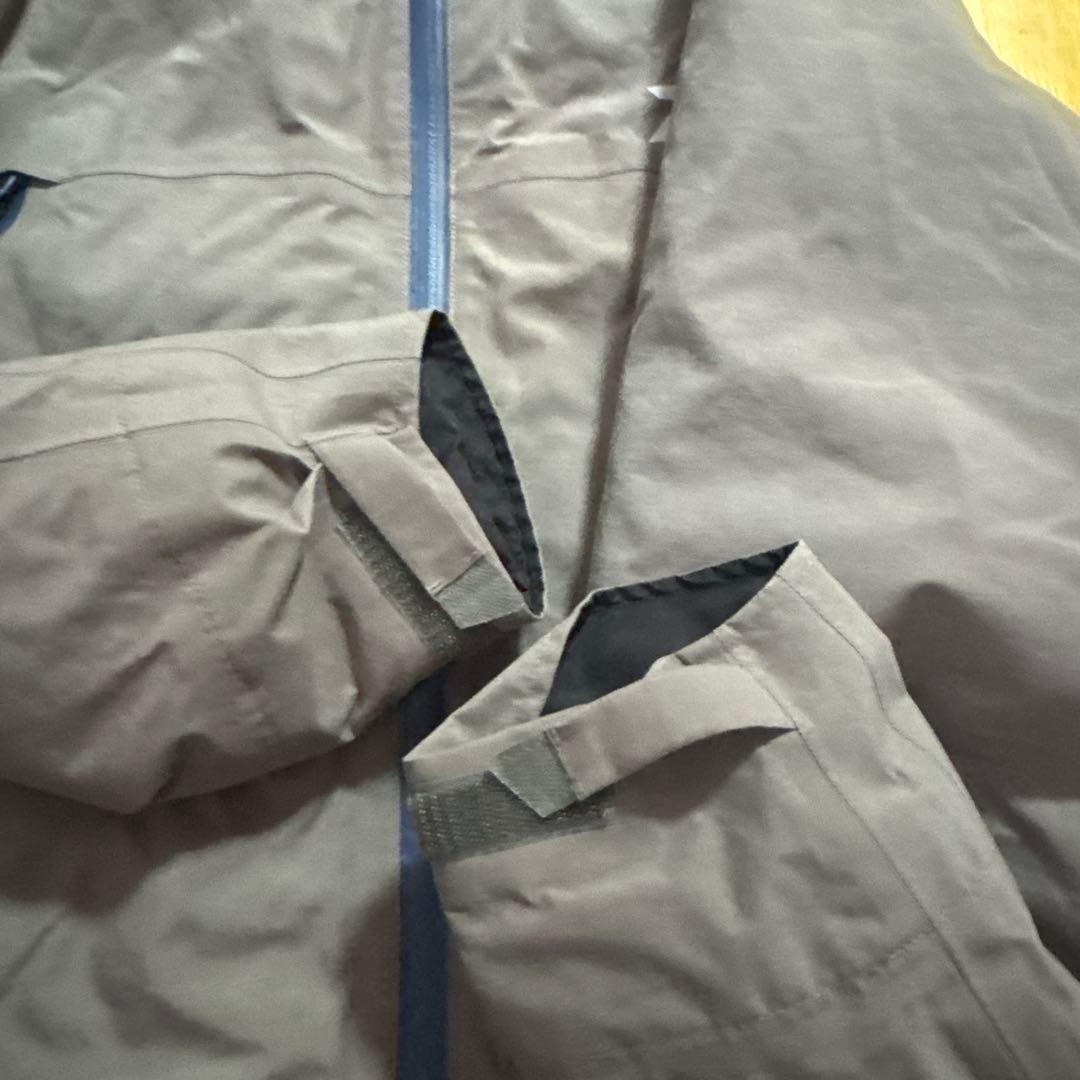 【値下げ】ダイワ DW-1907 ゴアテックス防寒レインウェアセット　Mサイズ