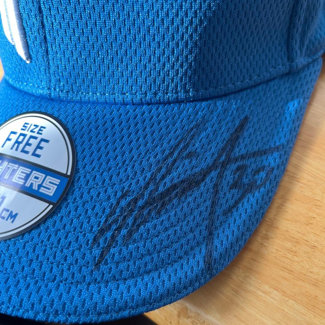 日本ハム　郡司裕也選手　直筆サイン入り　キャップ　帽子