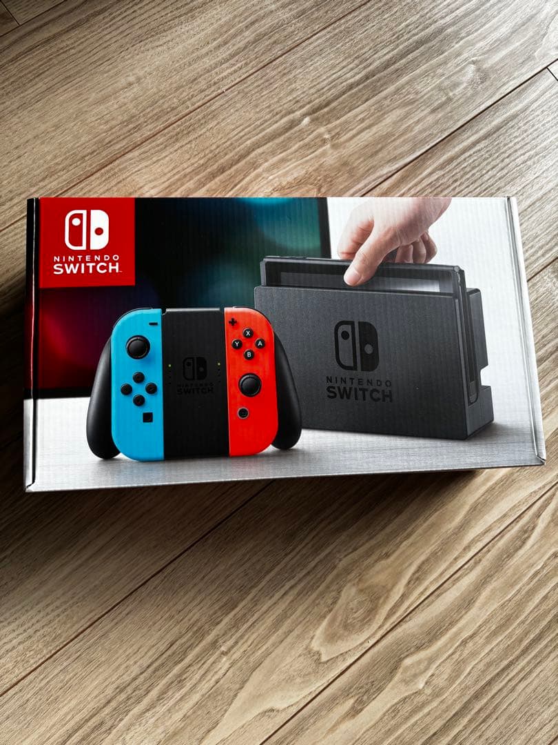 Nintendo Switch本体+ジョイコングリップ2個+ケースセット