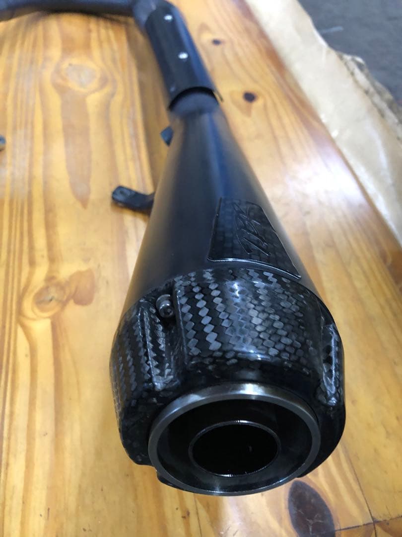 mヤマハBOLTフルエキゾーストマフラーブラックTBRCOMPーS