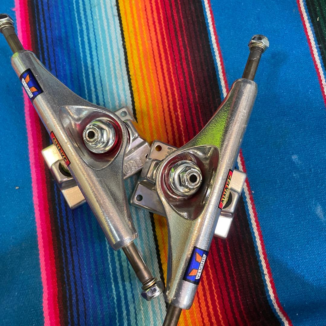 Venture Awake トラック シルバーvライト　5.6