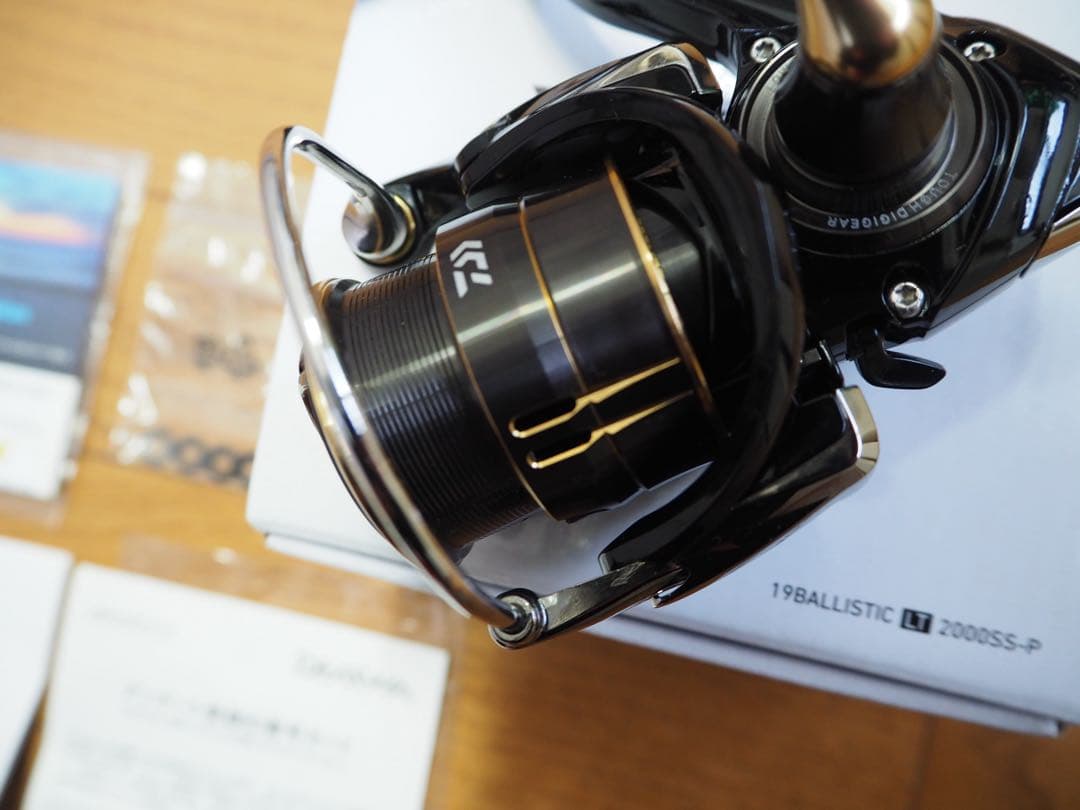 【新品未使用】ダイワ 19 バリスティック LT2000SS-P