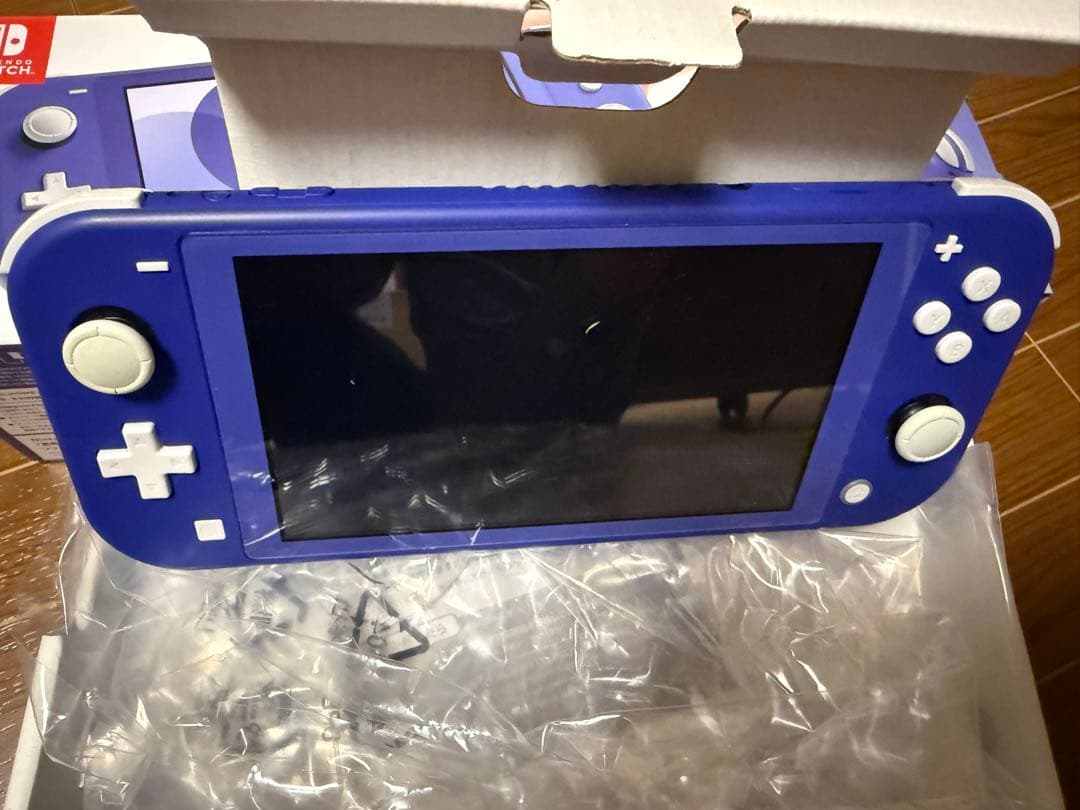 Nintendo Switch Lite 青 充電器付き