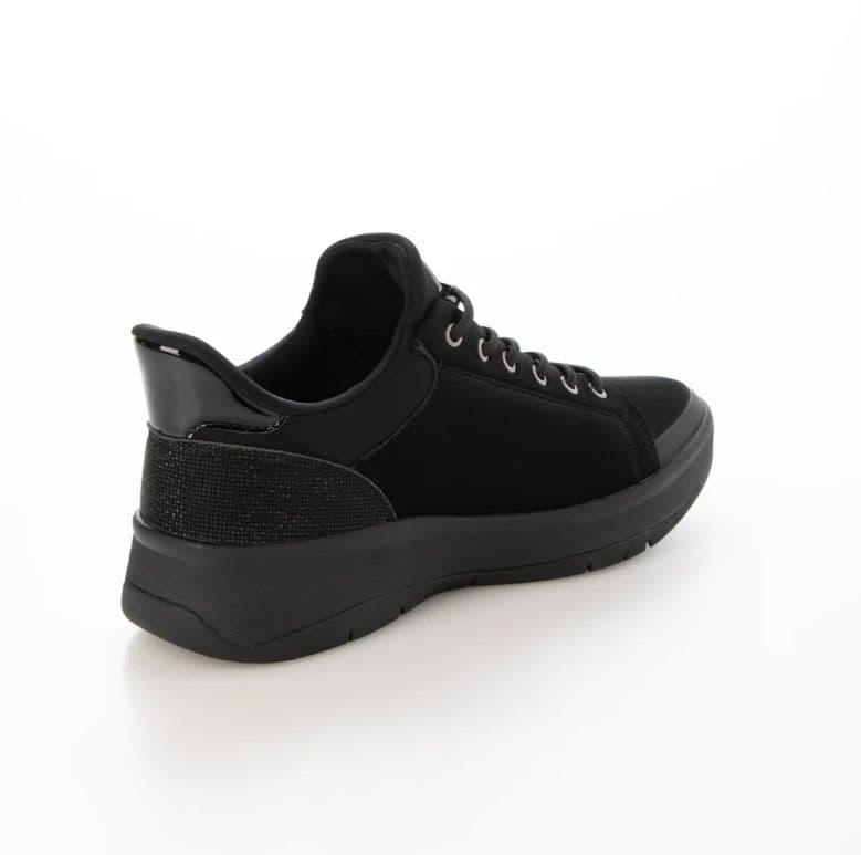 fitfit 新品24cm ◆撥水ハンズフリースニーカー65(ブラック)