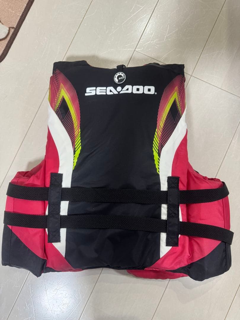 ライフジャケット LARIAT 男 SEADOO 女性 DOLPHIN 子供