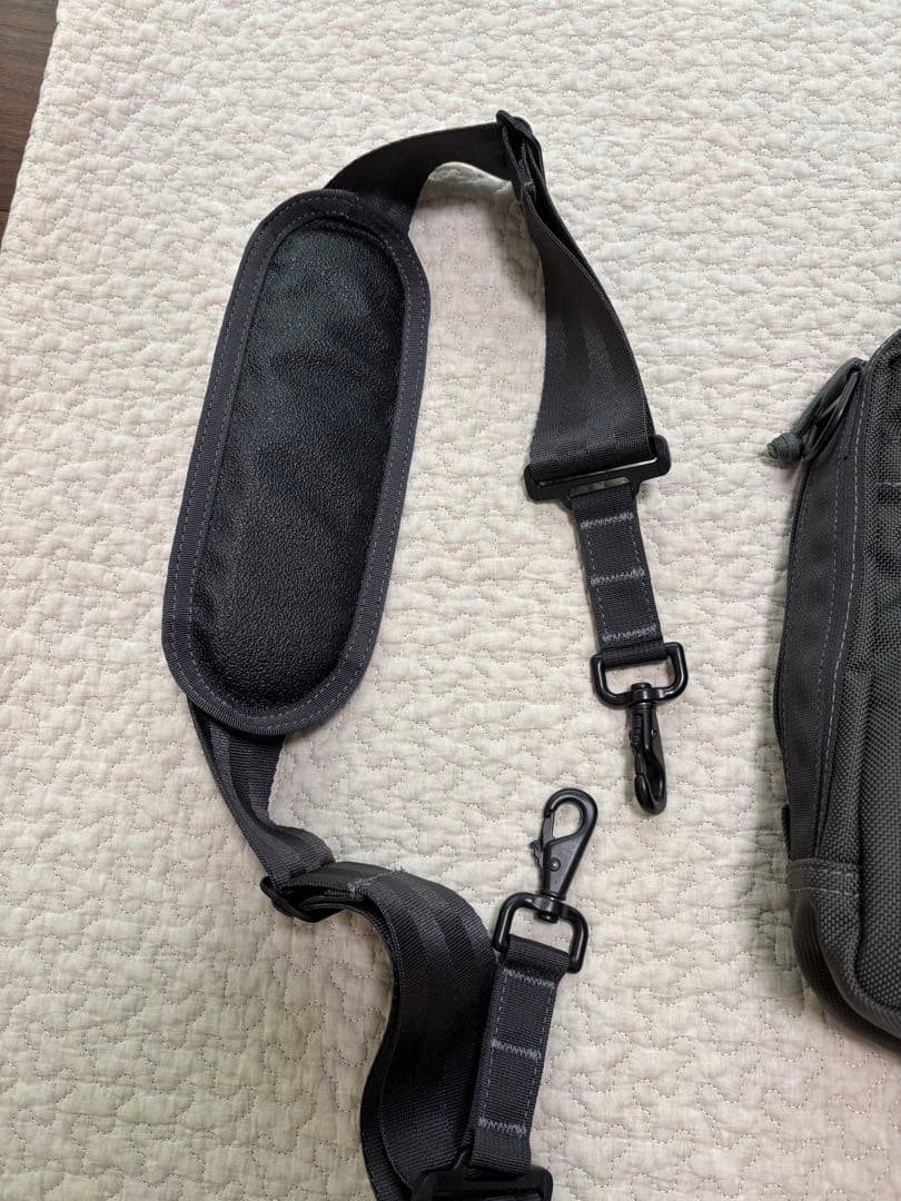 t*1様 再掲 【良品】BRIEFING 別注　トゥモローランド　グレービジネス