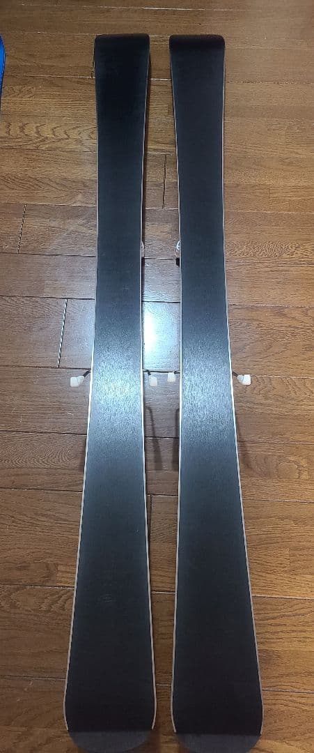 【Elan】スキー板・ストック・スキーブーツ・スキーケース・耐水グローブ