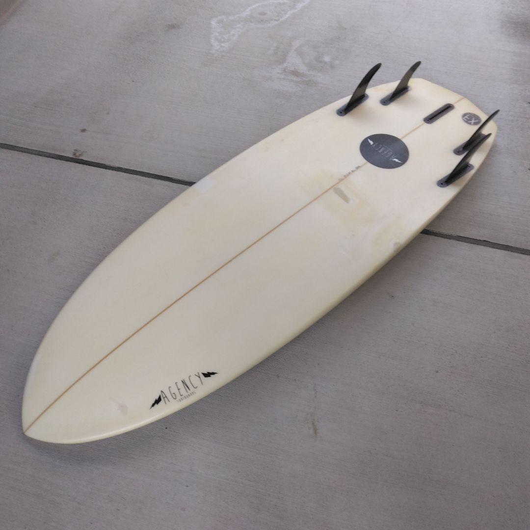 小波BULLANT5'6\" AGENCYサーフボードEPS　フィン付き
