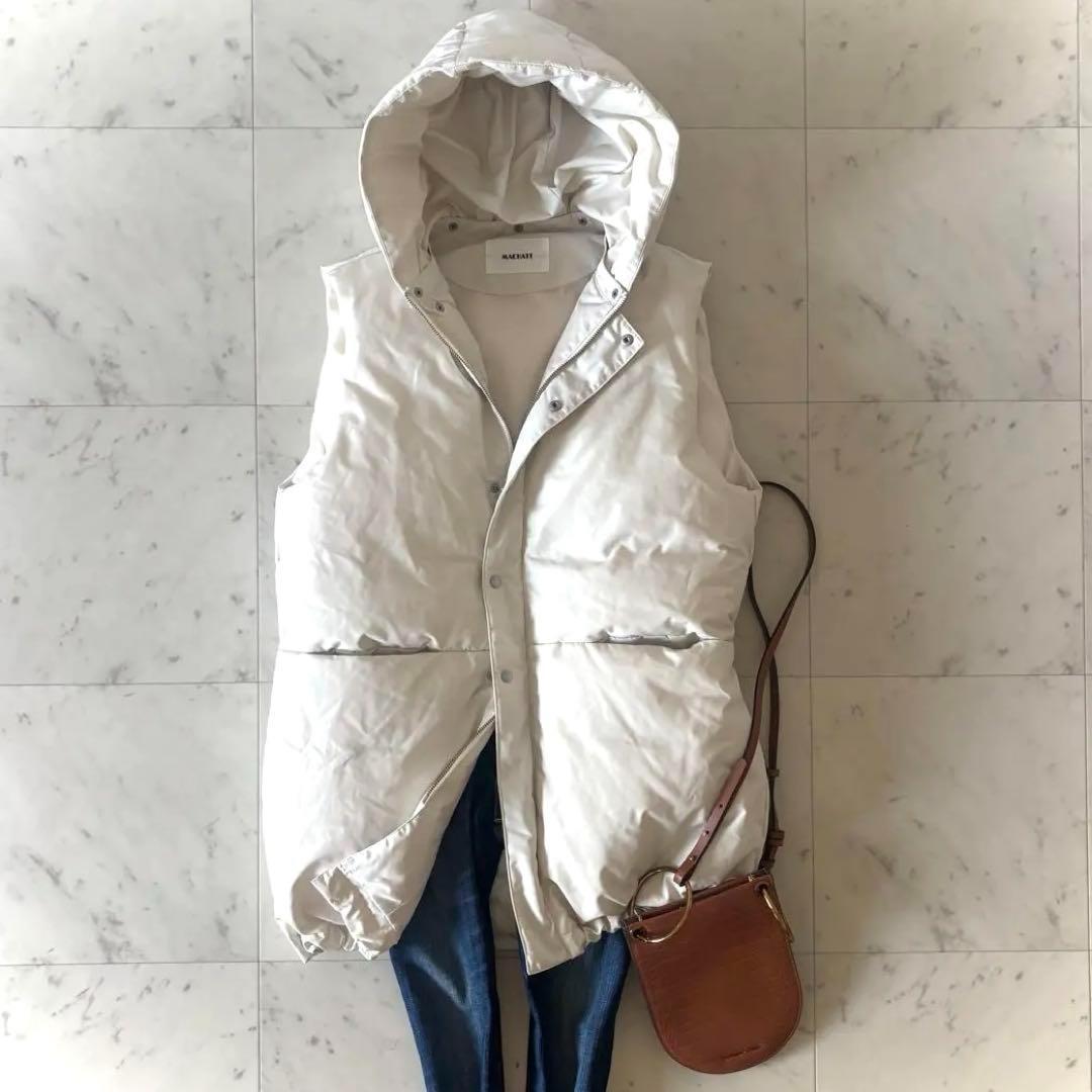 美品　machatt　マチャット　ダウンベスト　アイボリー　白　フリーサイズ