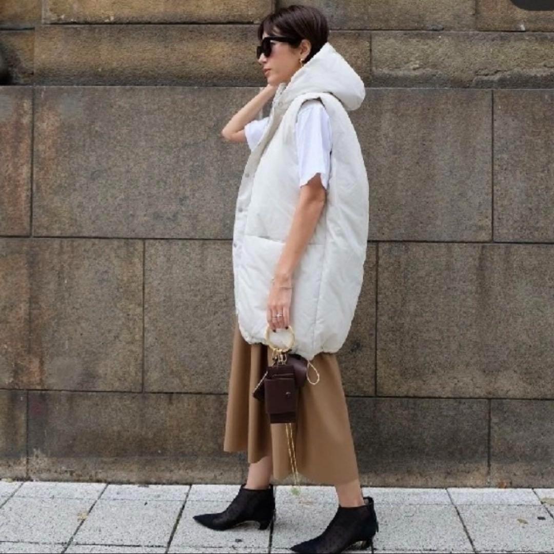 美品　machatt　マチャット　ダウンベスト　アイボリー　白　フリーサイズ