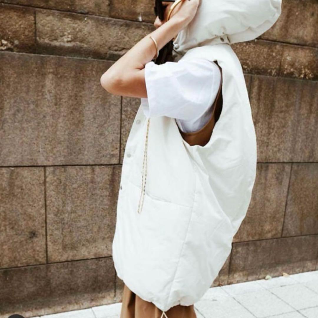 美品　machatt　マチャット　ダウンベスト　アイボリー　白　フリーサイズ