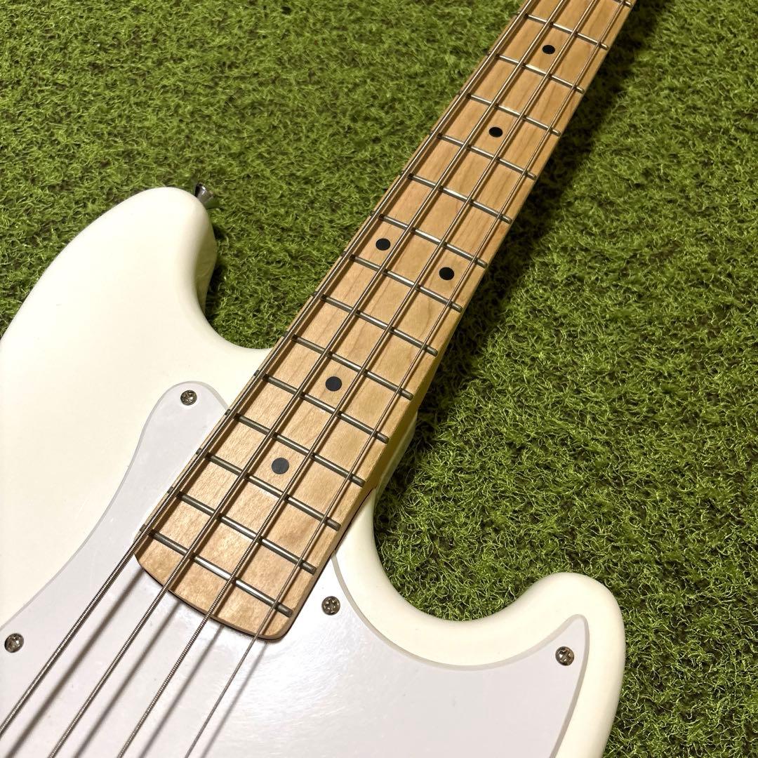 Squier by Fender bronco bass エレキベース ケース付