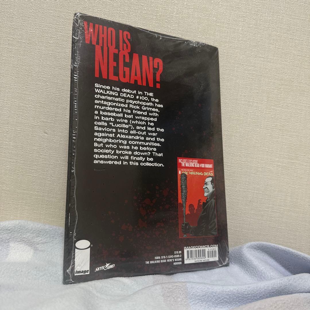 ウォーキングデッド　HERE'S NEGAN! 洋書