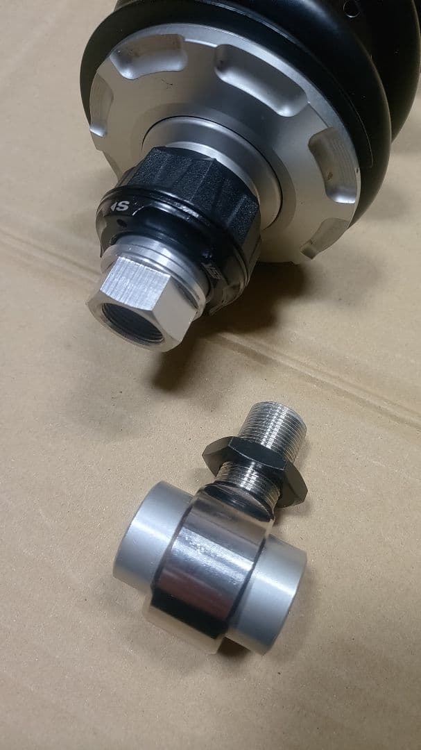  R18／YSS製リヤサスペンション／純正仕様