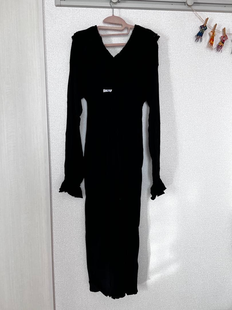 HOLIDAY オールインワンブラック