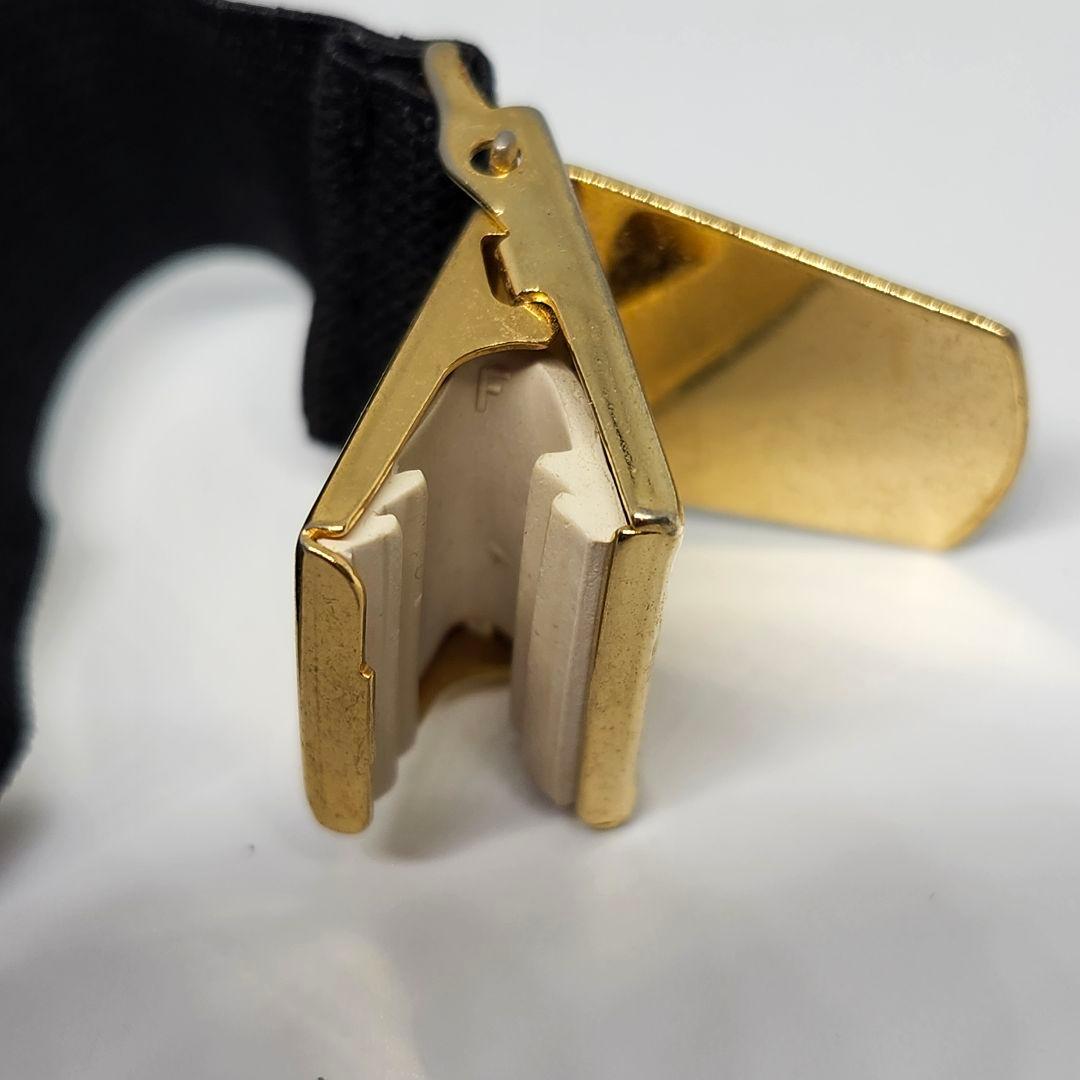 CHANEL シャネル アームバンド アームクリップ ゴールド ブラック 黒