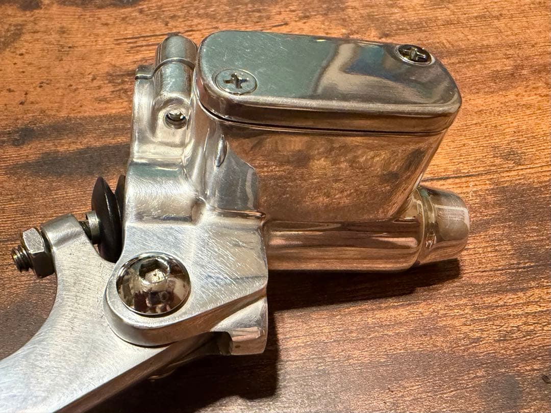 ハーレー オールドスクール ブレーキ マスターシリンダー ポリッシュ 9/16